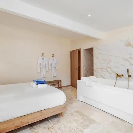 Maison Cantalupo Piscine Balneo